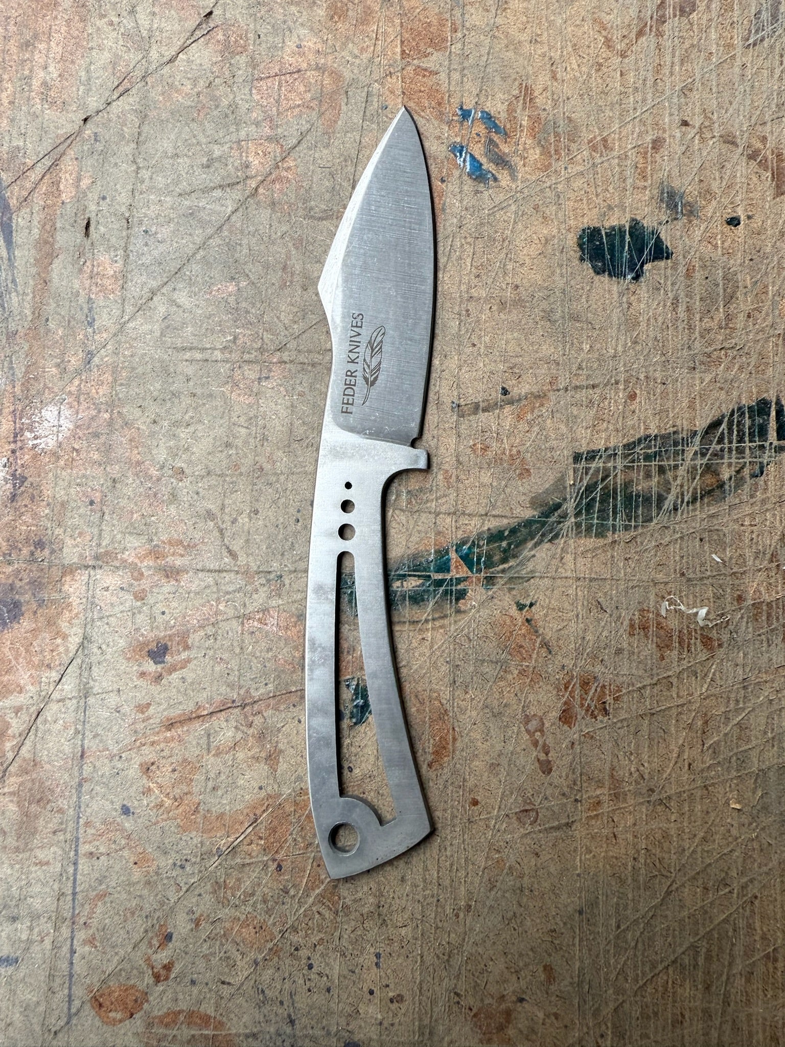 Outdoor: Skeletonized Shop Knife