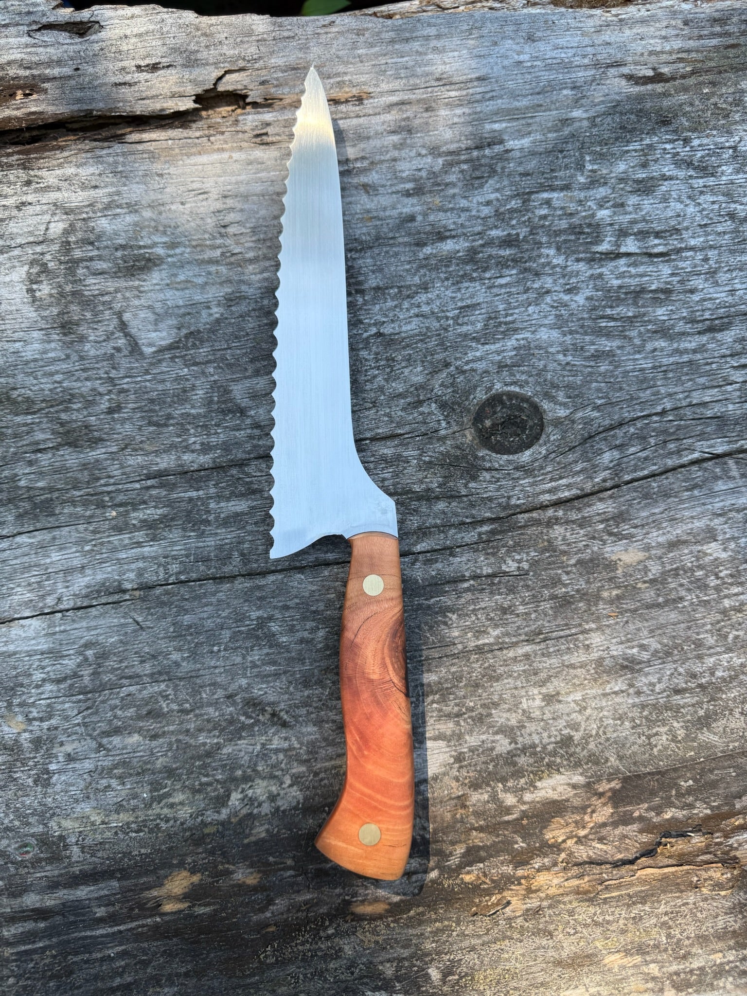 Offset Serrated